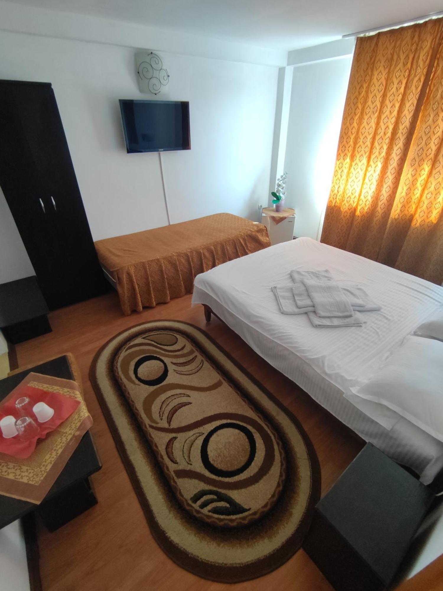 Camere De Inchiriat Edelweiss Dumbrava Roşie Екстериор снимка